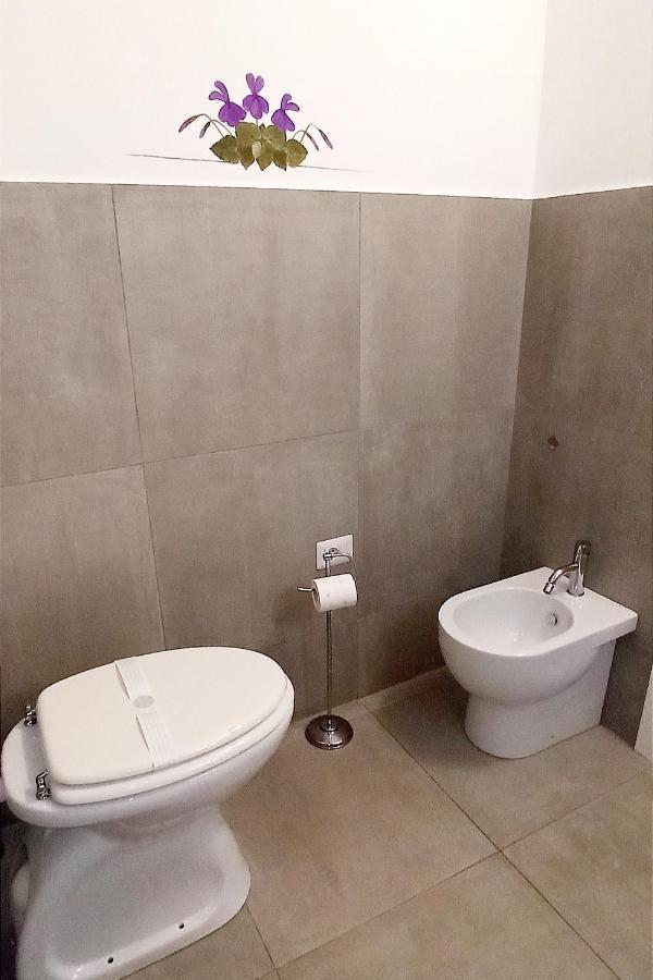 Stanza Con Bagno Privato Orvieto Centro Storico, Aria Condizionata Netflix Vicino Al Pozzo Della Cava-Affittacamere "Carvajal Rooms" Zewnętrze zdjęcie